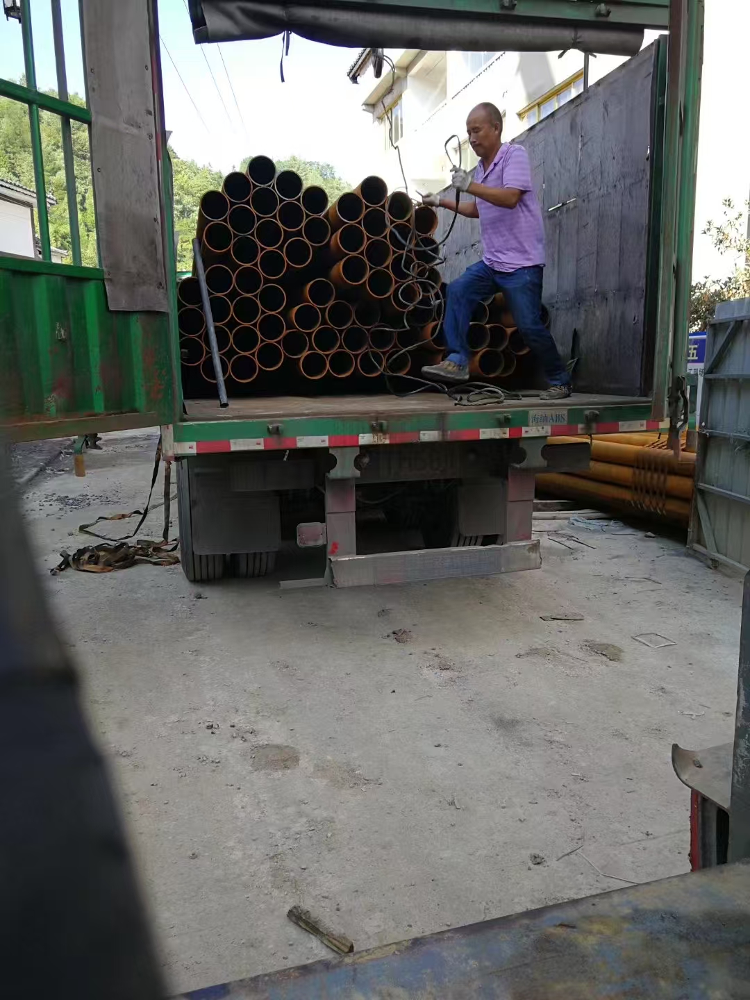 临桂房屋地基下沉倾斜加固扶正